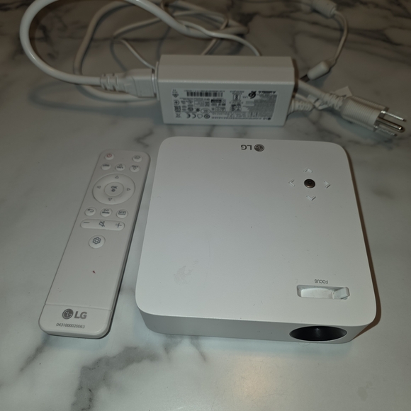 LG White Projector wireless Remote PH30N tripod stand